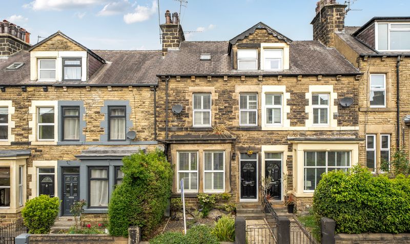 4 bedroom Town house For Sale