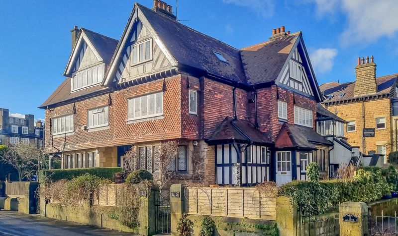 2 bedroom Apartment Under Offer