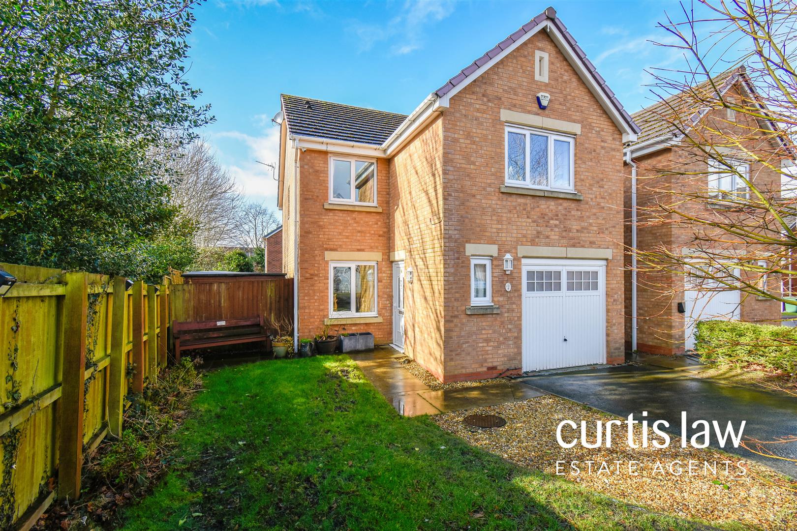 4 bedroom Detached house Sold