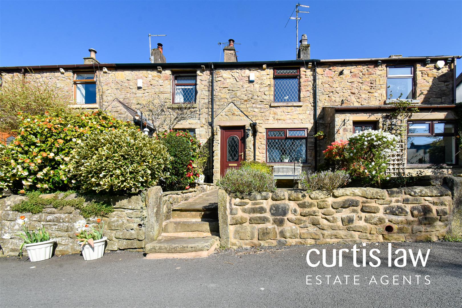2 bedroom Terraced House Sold