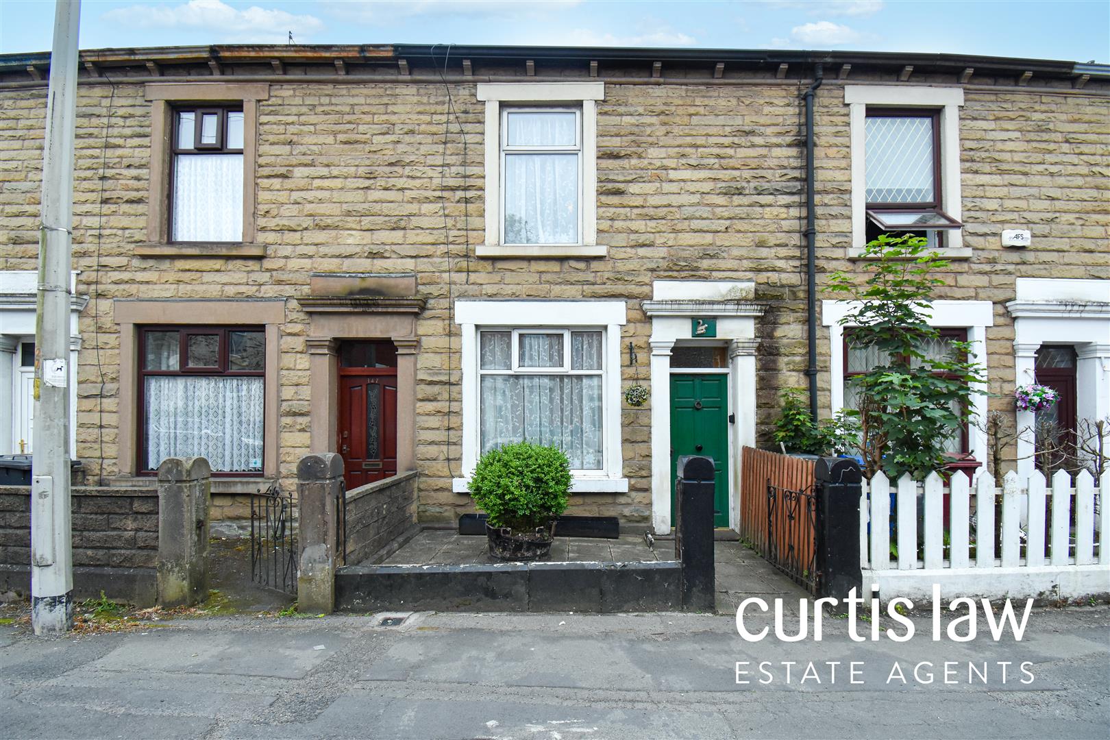2 bedroom Terraced House Sold