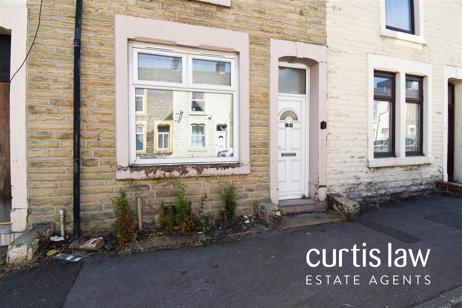 2 bedroom Terraced House Sold