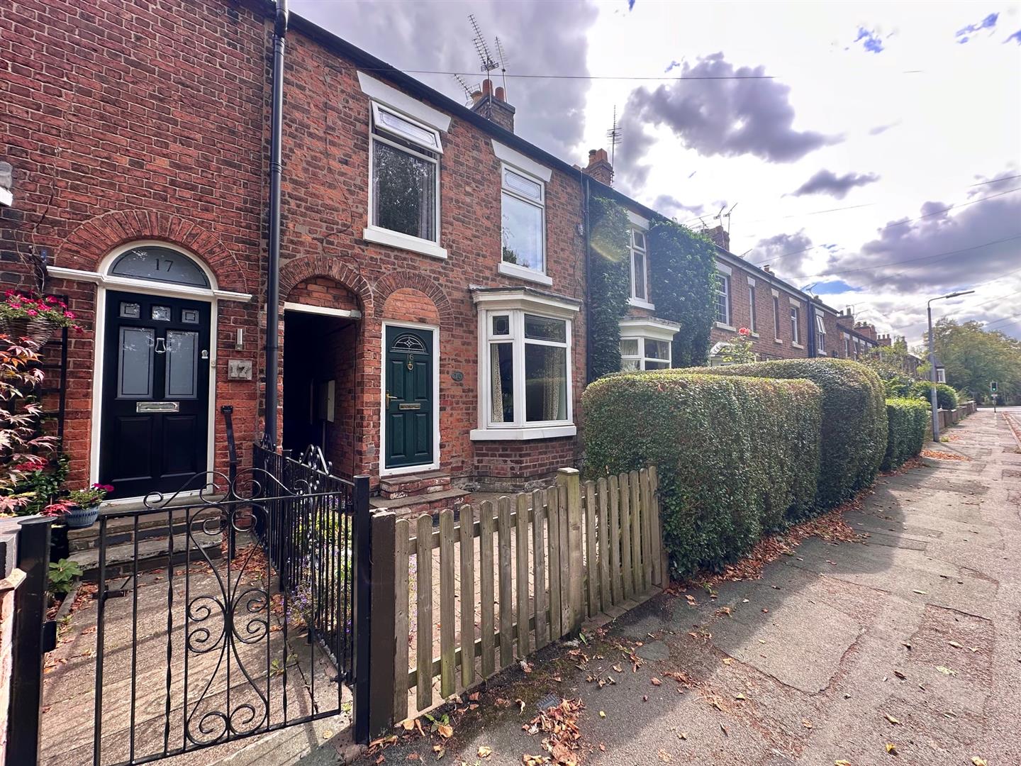 2 bedroom Terraced House Sold