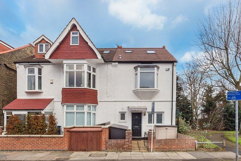 4 bedroom Semi-detached house For Sale