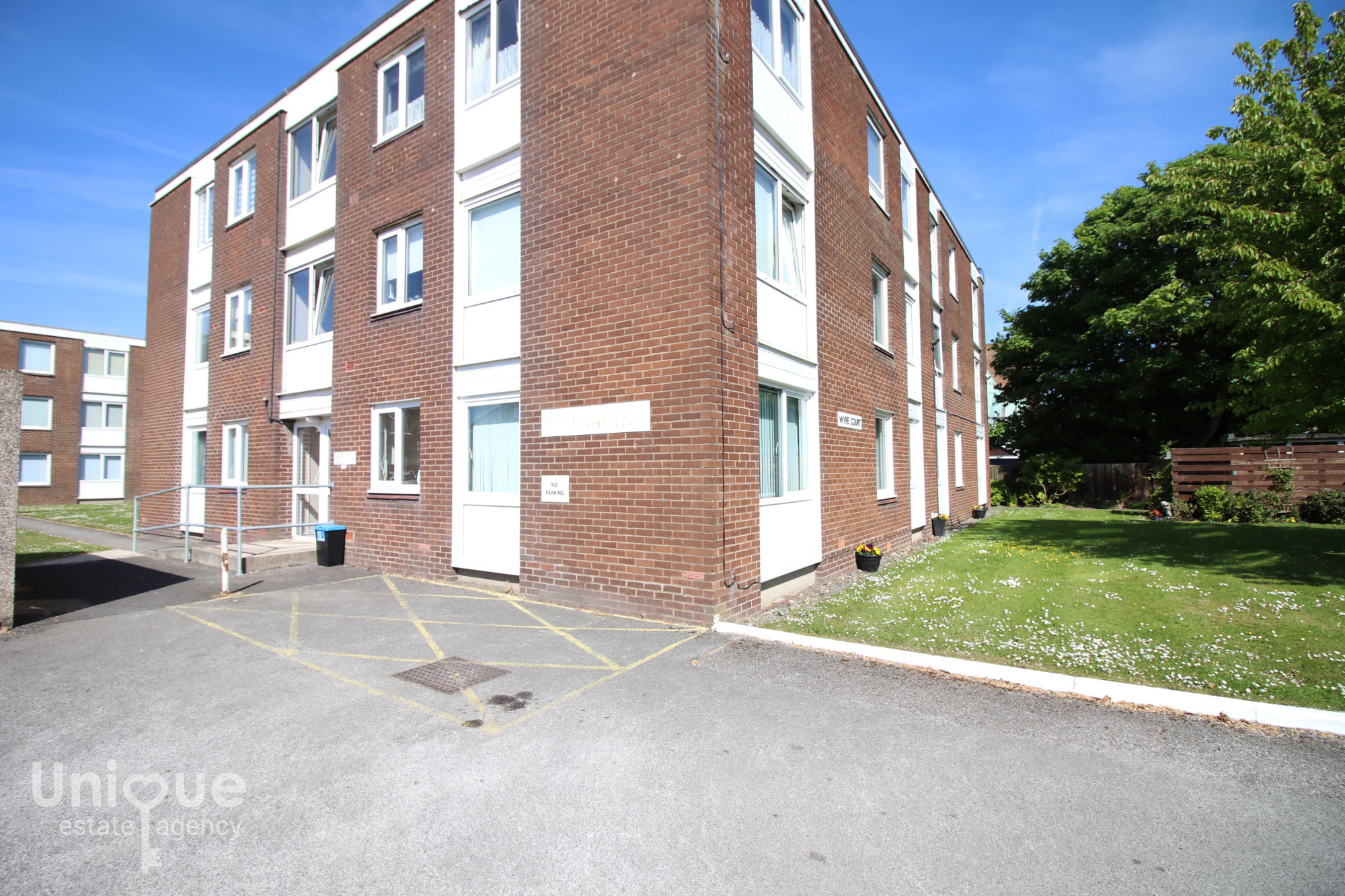 2 bedroom Block of Apartments Under Offer