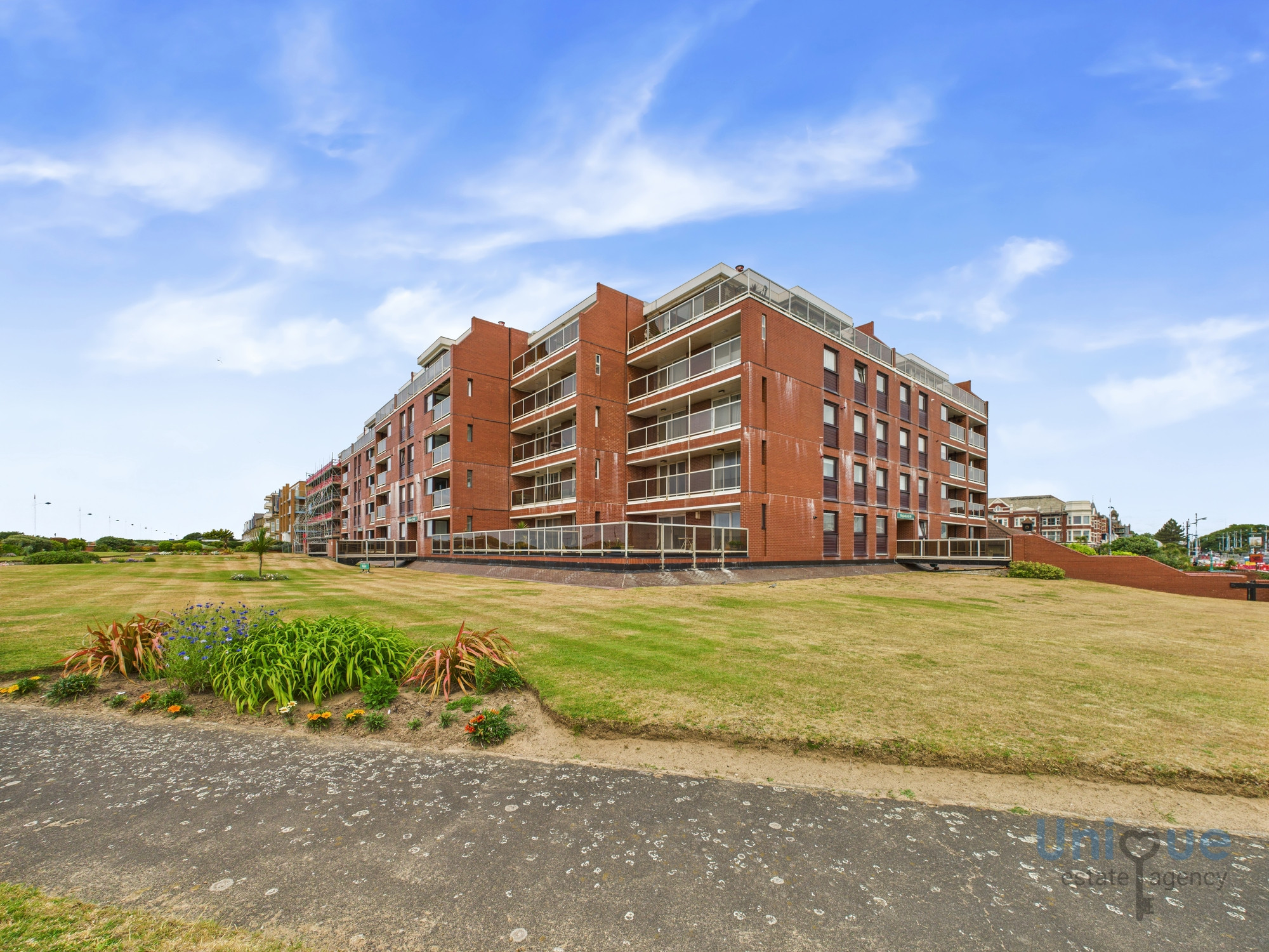 2 bedroom Flat share Under Offer