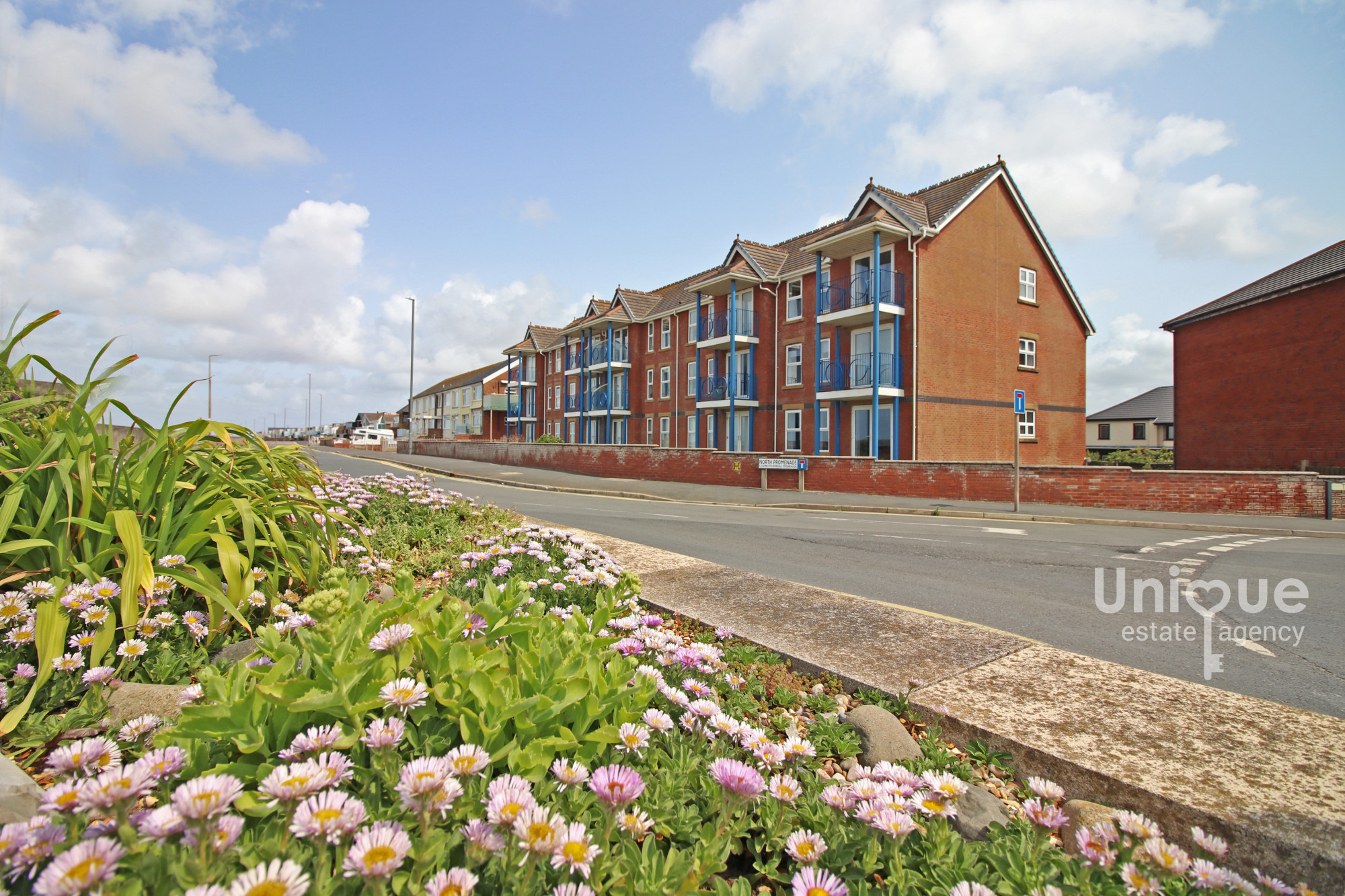 2 bedroom Block of Apartments To Let