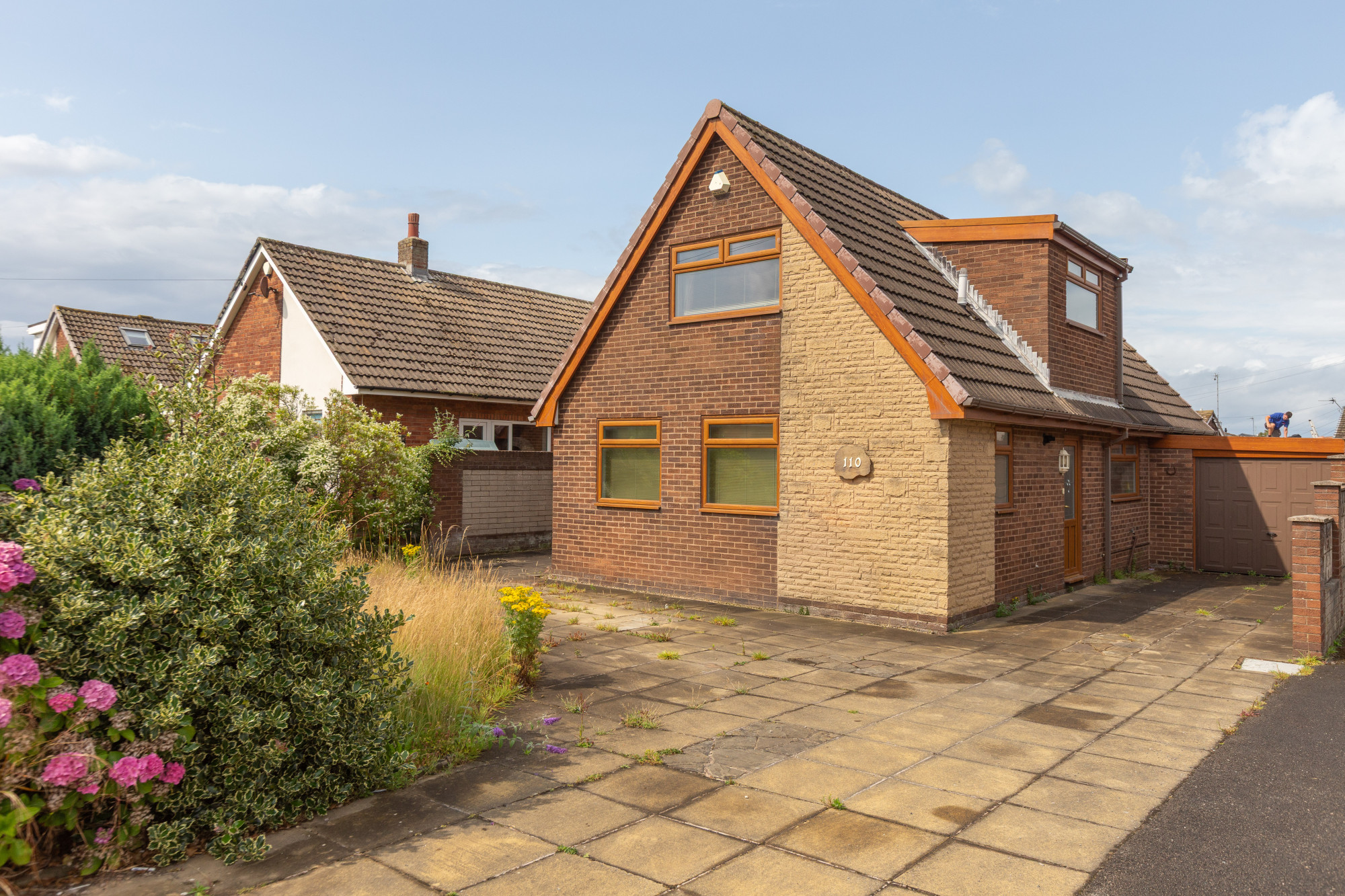 3 bedroom Link detached house Under Offer