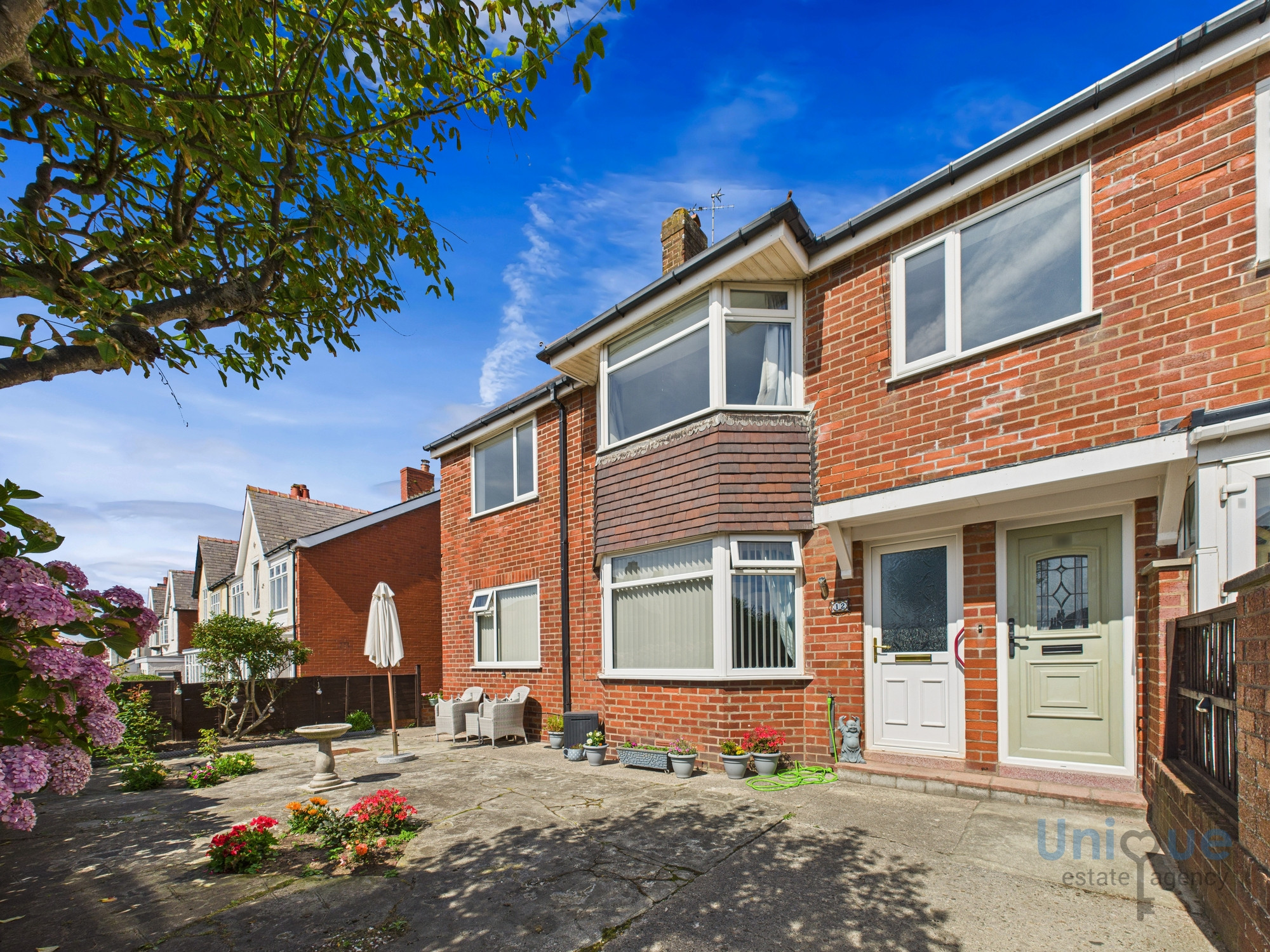 2 bedroom Apartment Under Offer