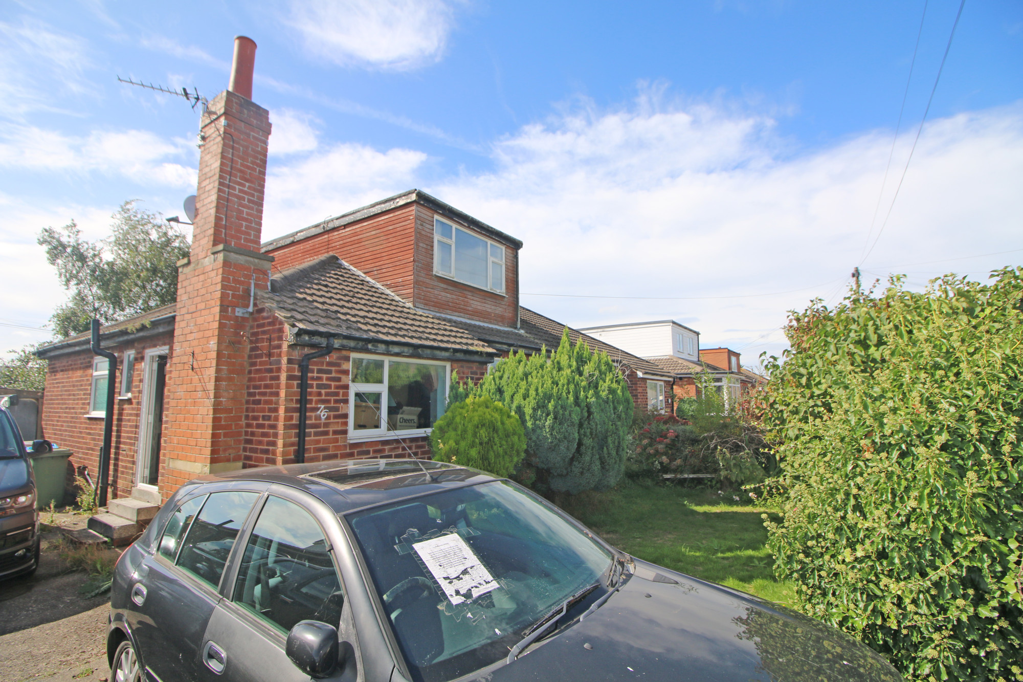 3 bedroom Link detached house Under Offer