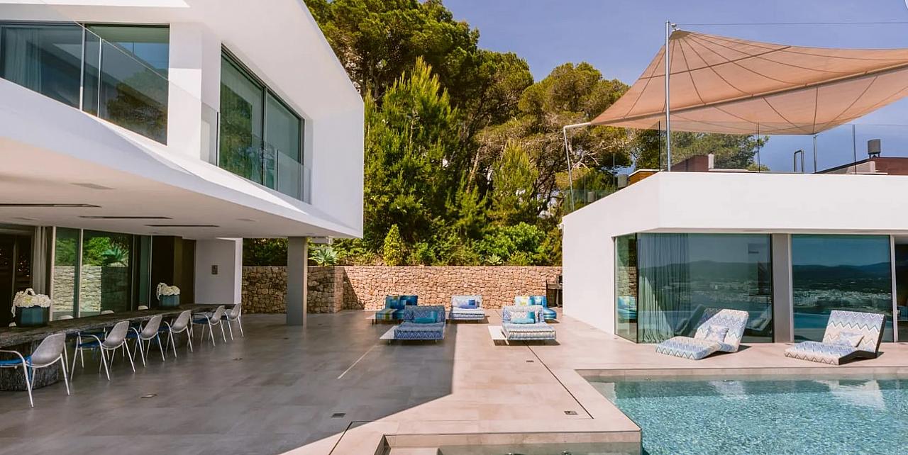 6 Bed Villa in Ibiza