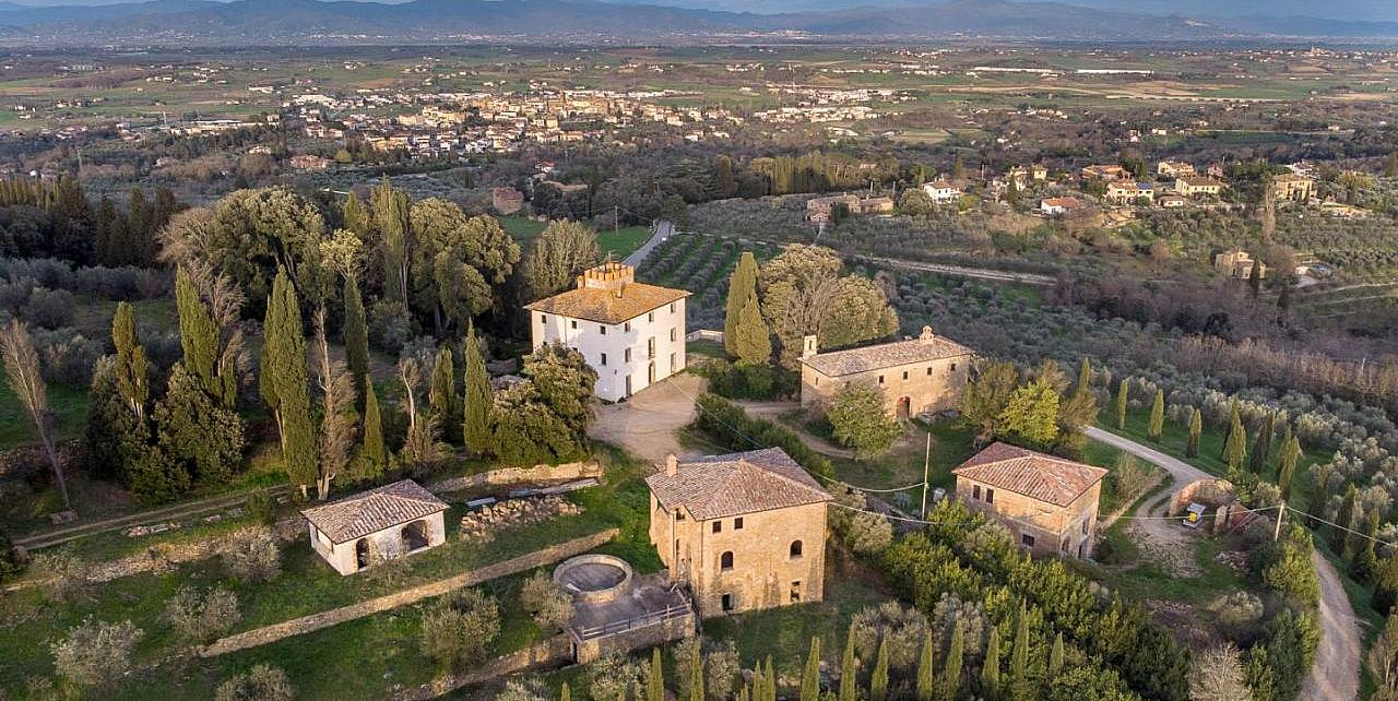 20 Bed Villa in Italy