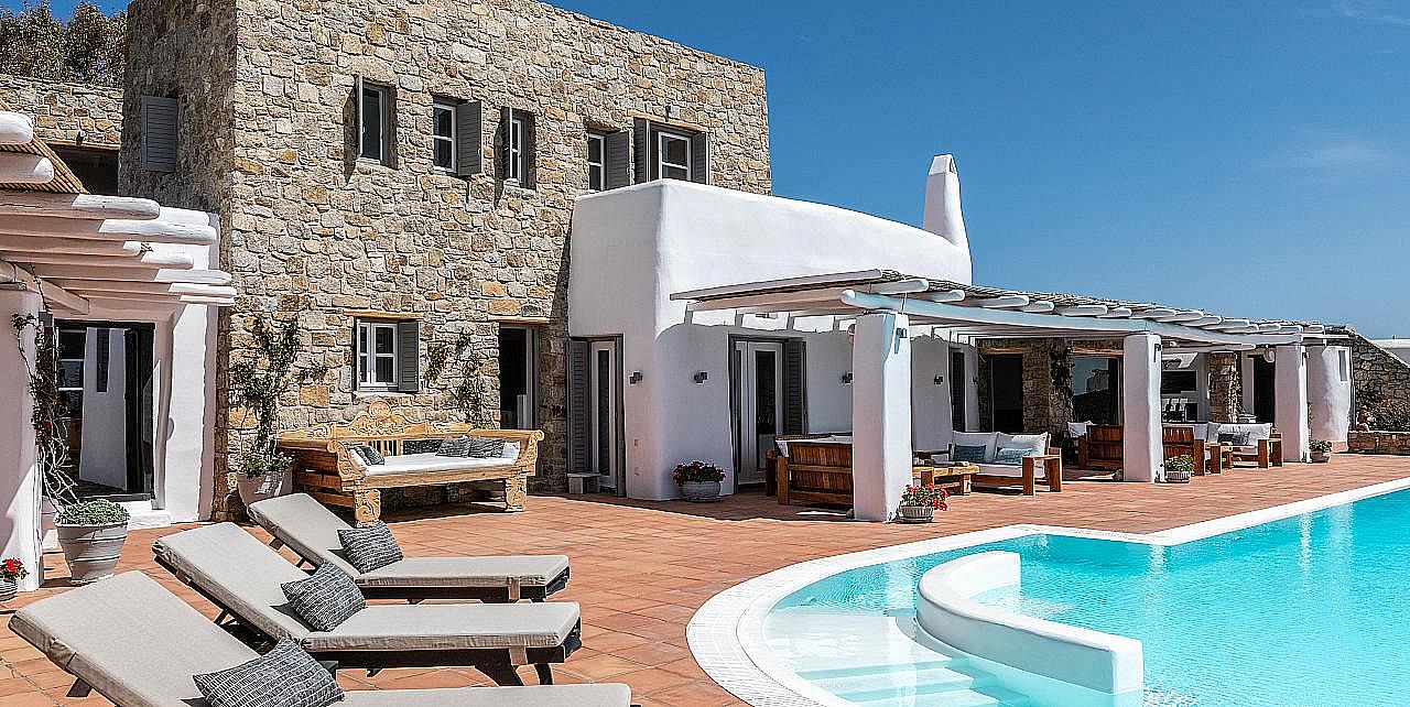 6 Bed Villa in Greece