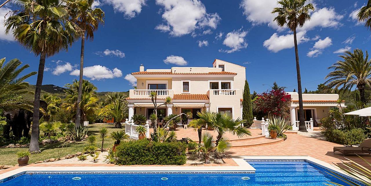 4 Bed Villa in Ibiza