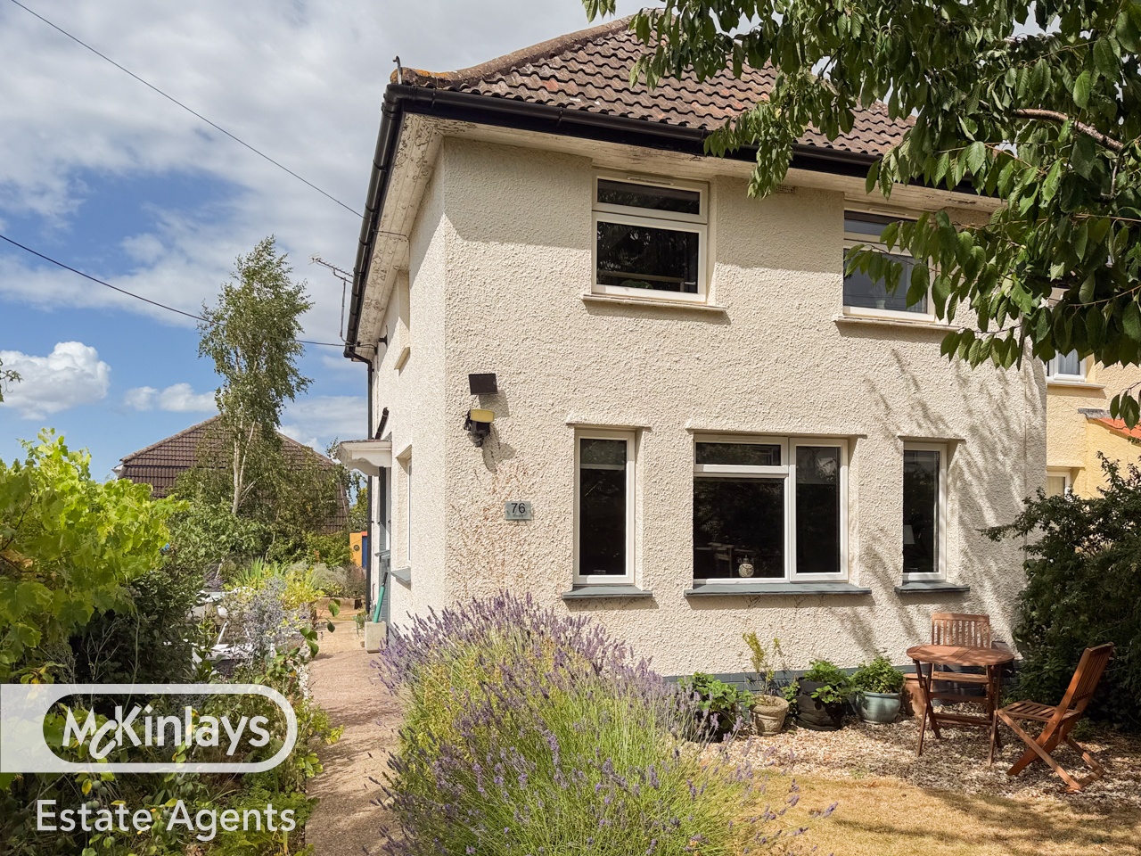 3 bedroom End of terrace house Under Offer