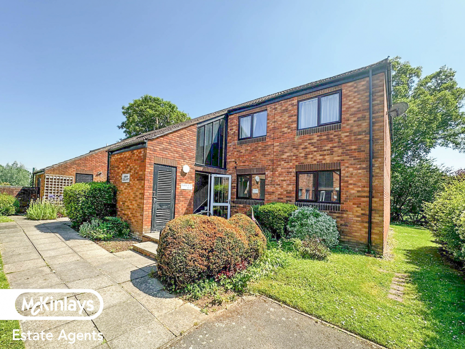 2 bedroom Apartment Under Offer