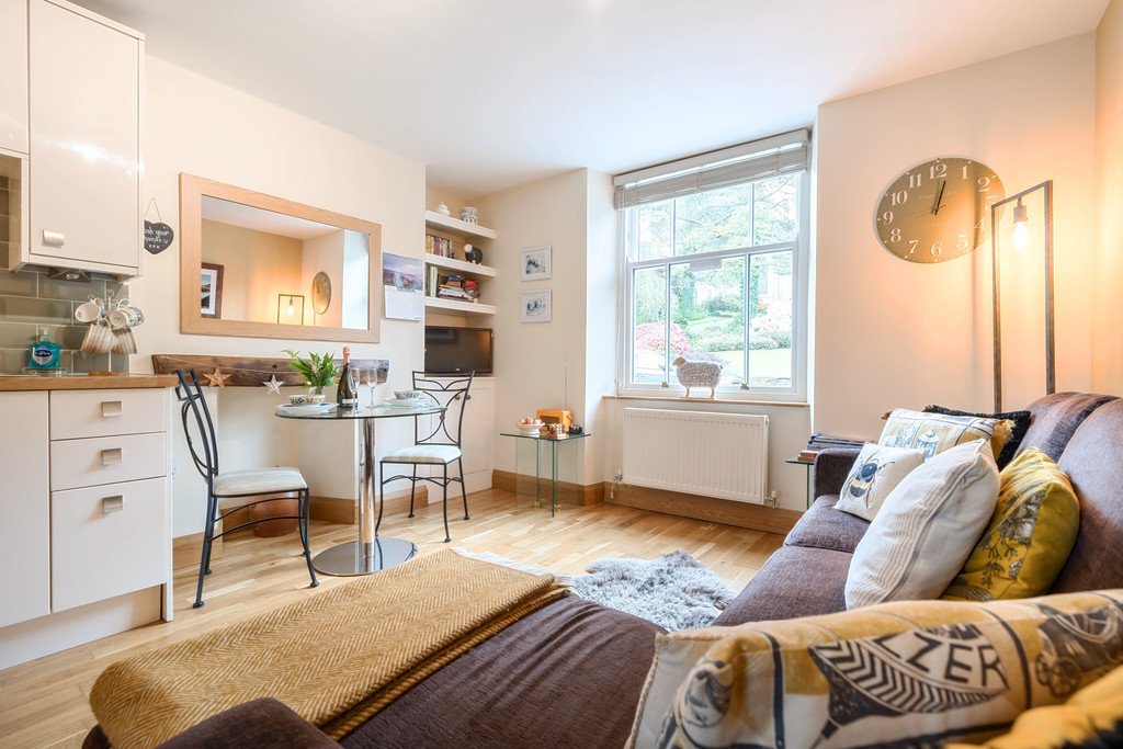 1 bedroom Block of Apartments For Sale