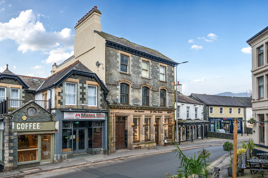 2 bedroom Flat share For Sale