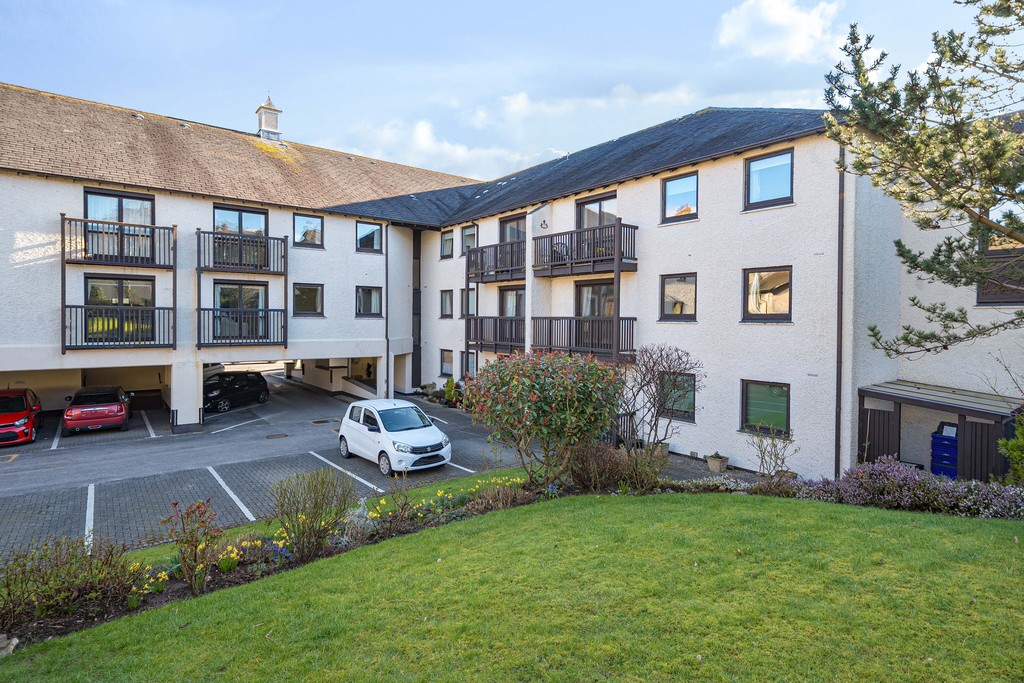 2 bedroom Flat share For Sale