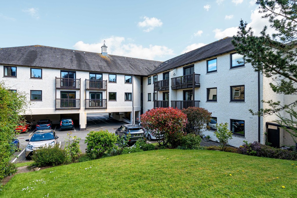 2 bedroom Flat share For Sale
