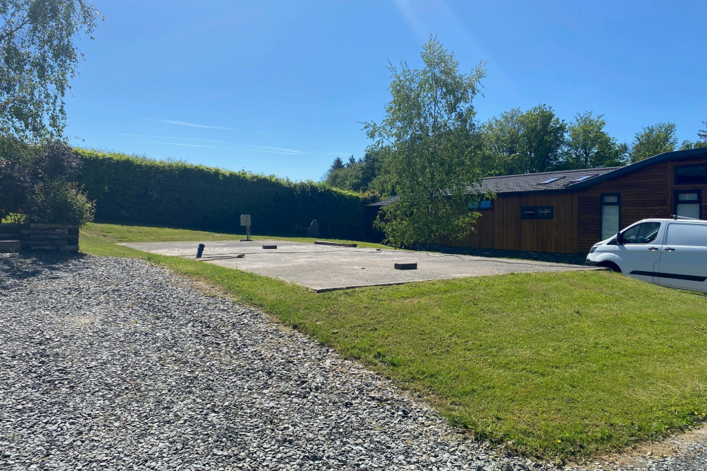 2 bedroom Village House For Sale