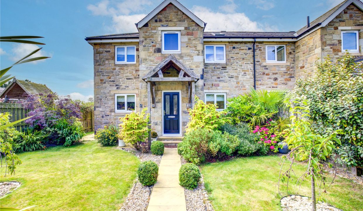 4 bedroom House (unspecified) For Sale
