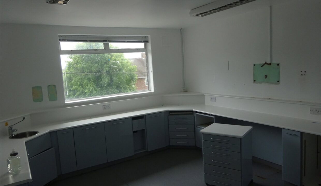  Property To Let