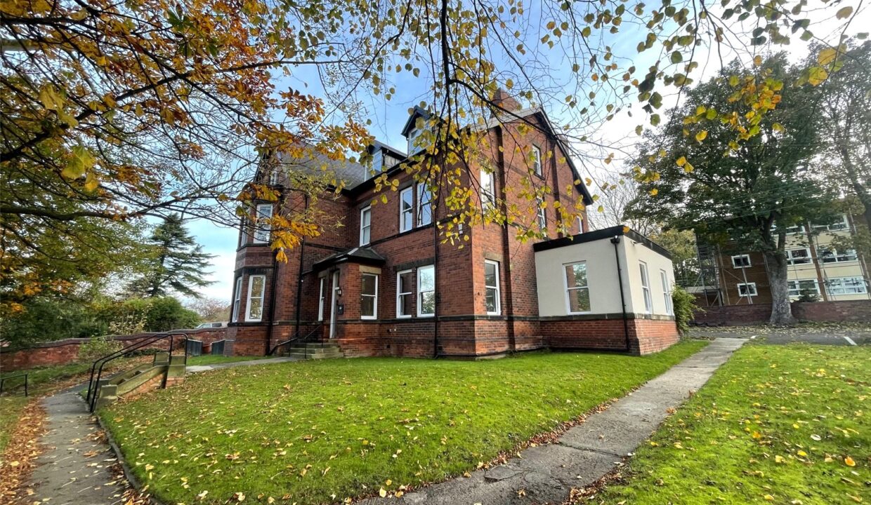  Villa For Sale