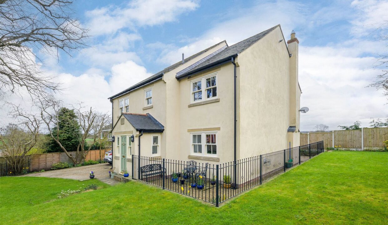  Detached house For Sale