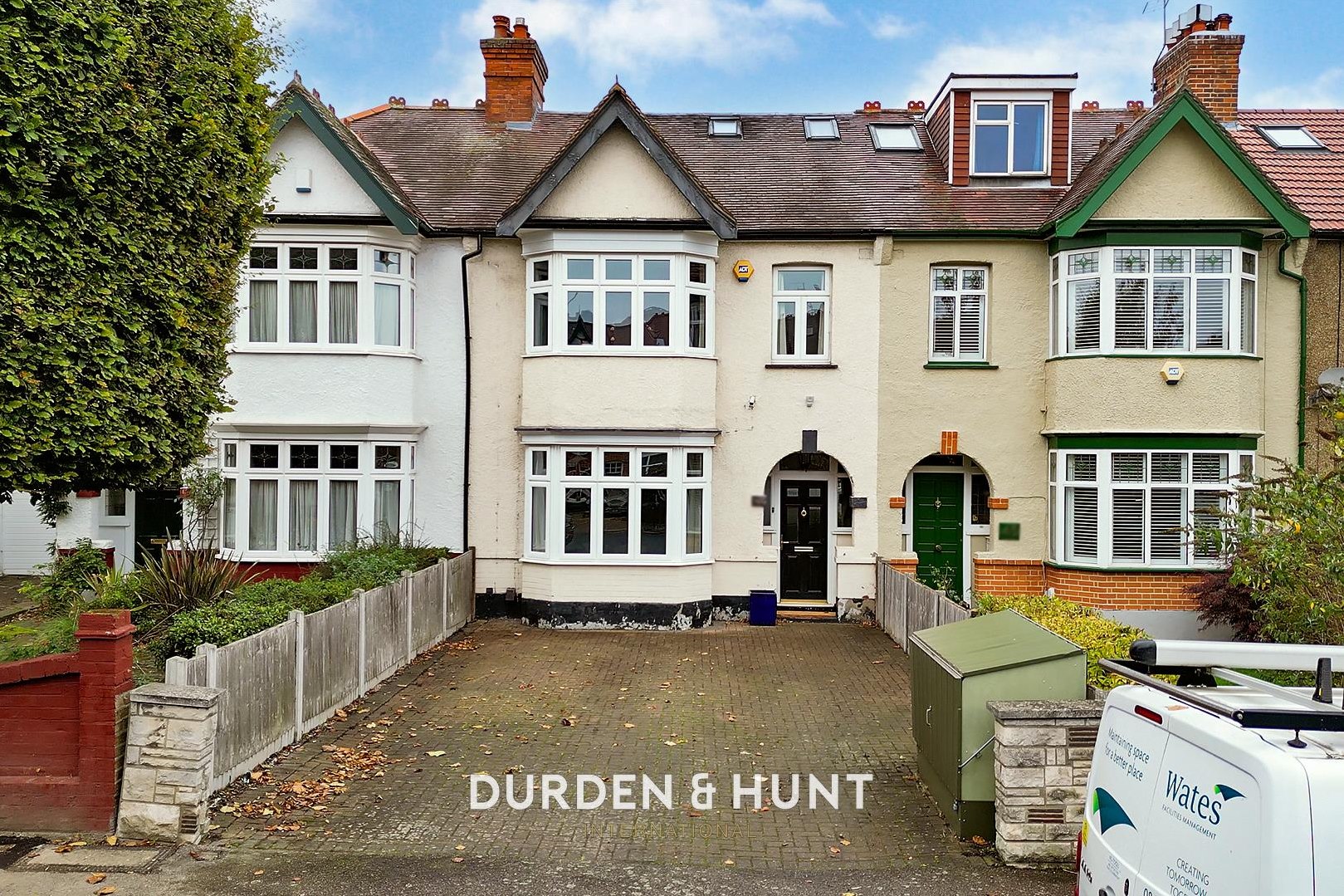 4 bedroom House (unspecified) Under Offer