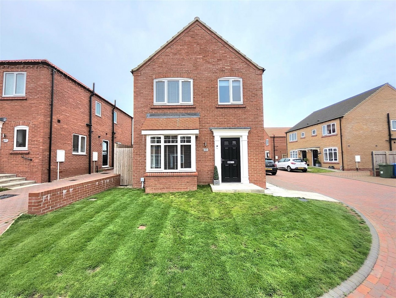3 bedroom Detached house For Sale