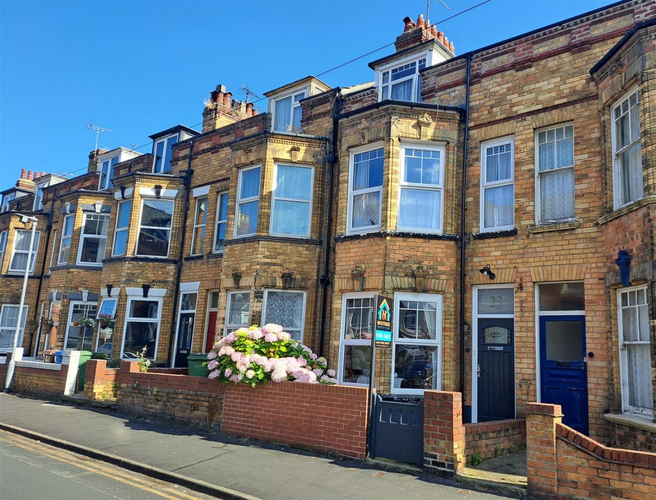 4 bedroom House (unspecified) For Sale