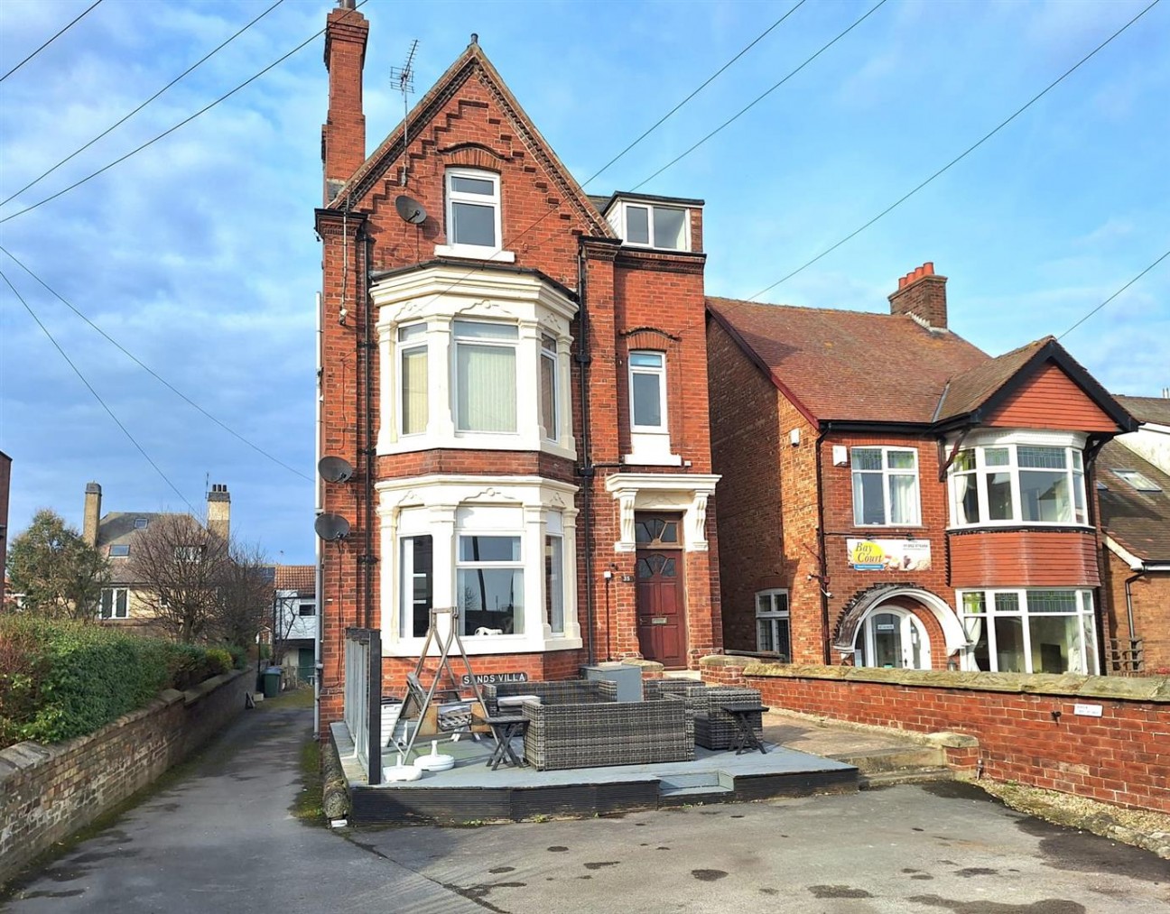 1 bedroom Apartment For Sale