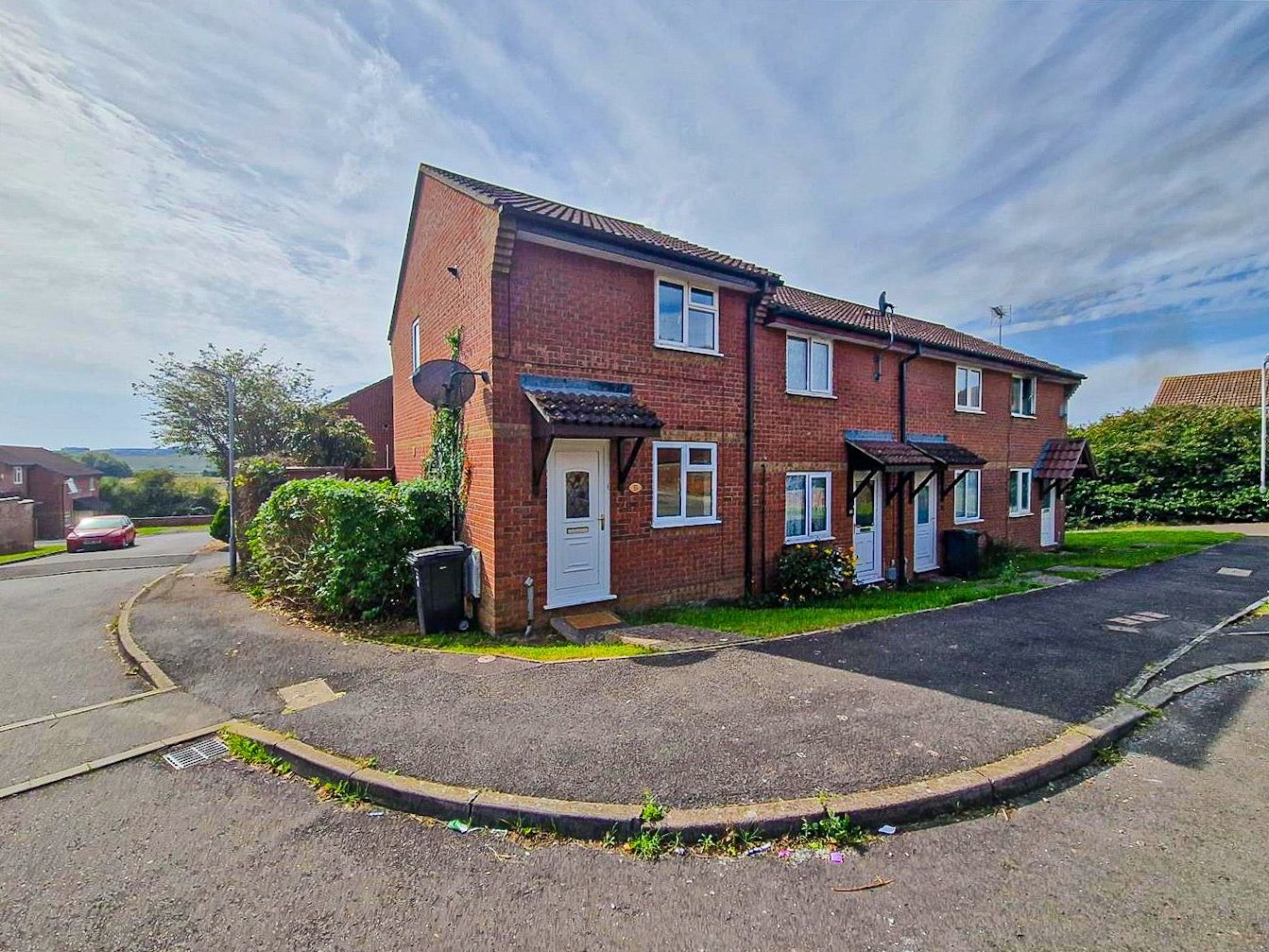 2 bedroom House (unspecified) Let
