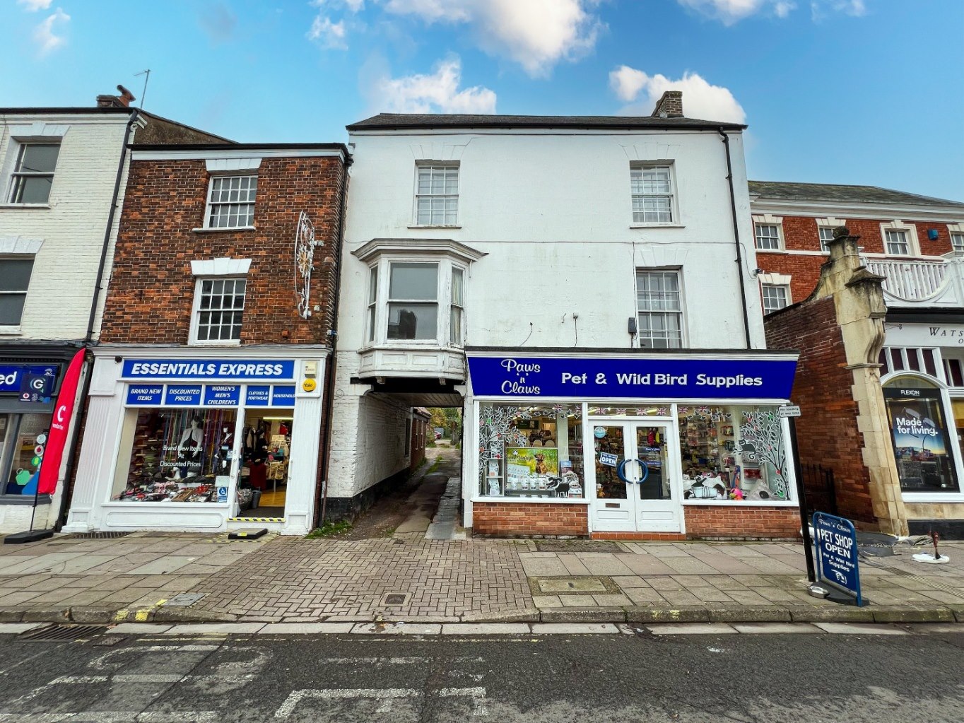 1 bedroom Apartment To Let