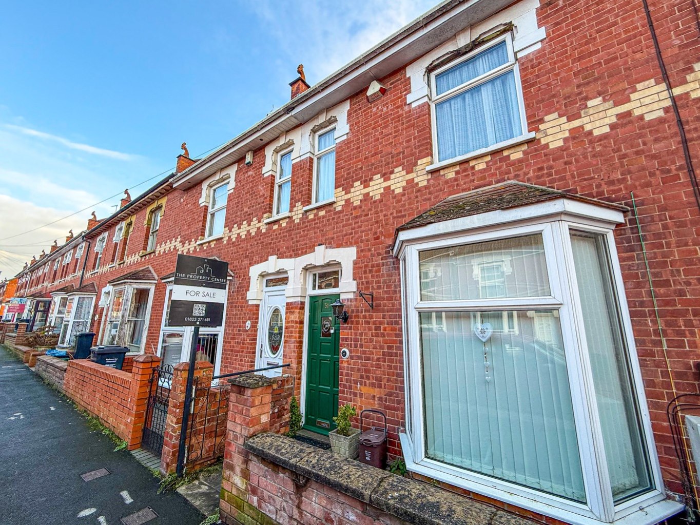 3 bedroom Terraced House Under Offer