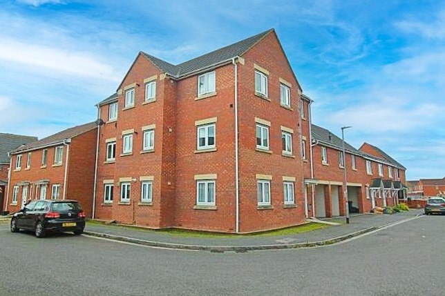 2 bedroom Flat Let