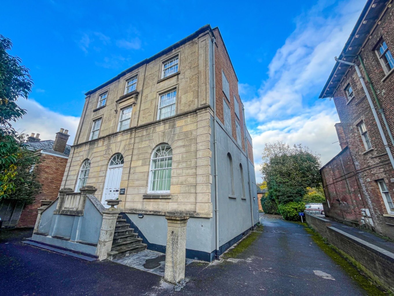 2 bedroom Apartment Let