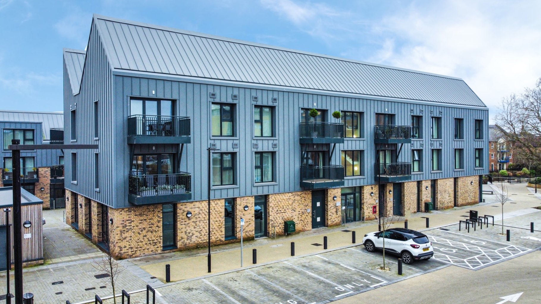 1 bedroom Apartment Under Offer