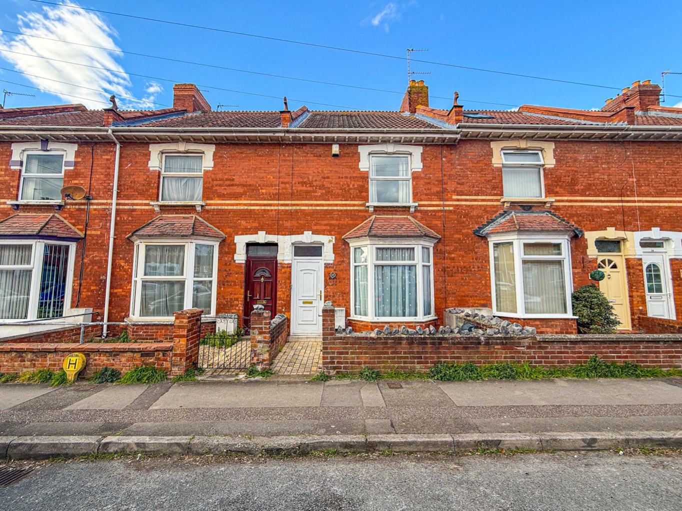 3 bedroom Terraced House Under Offer