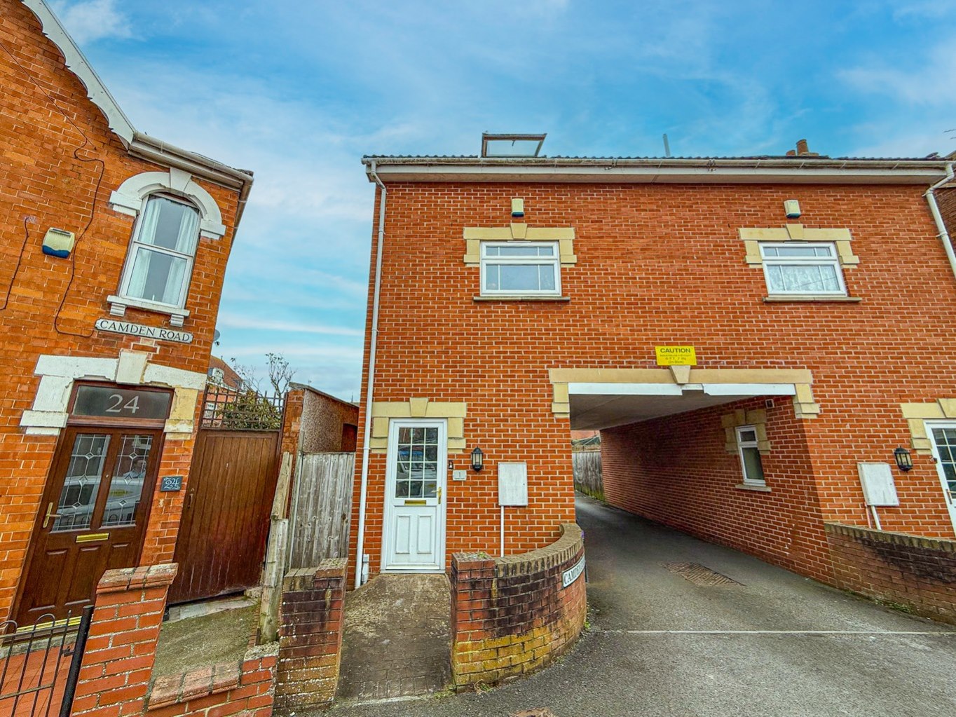 3 bedroom Town house Under Offer