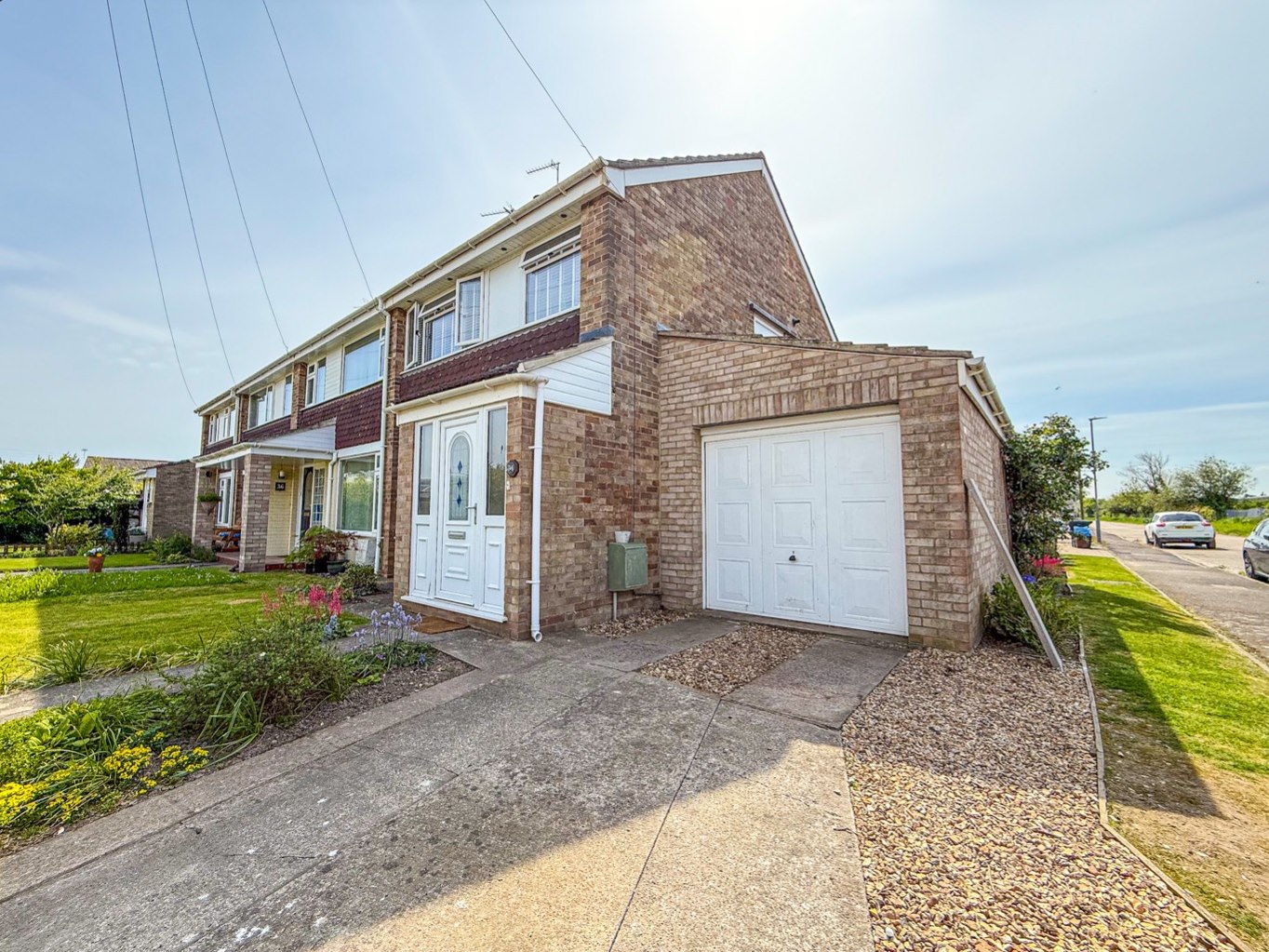 3 bedroom End of terrace house Under Offer