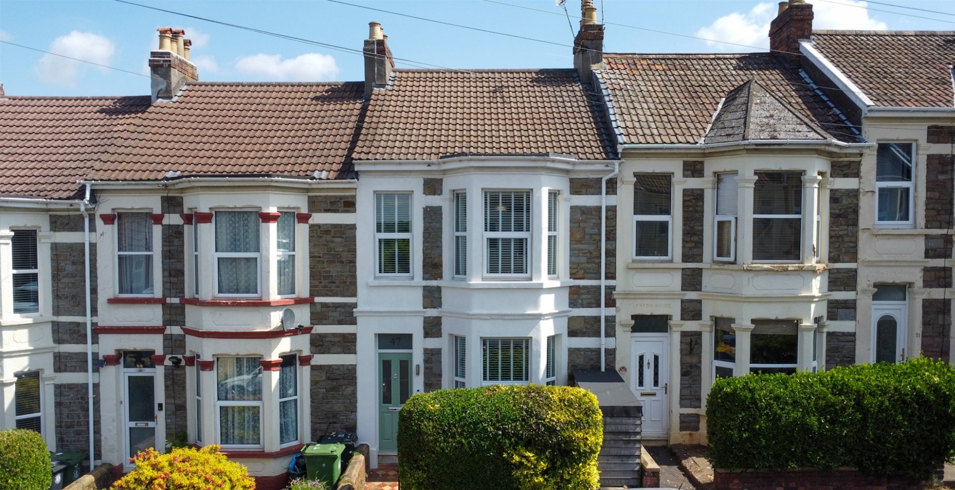 2 bedroom House (unspecified) Under Offer