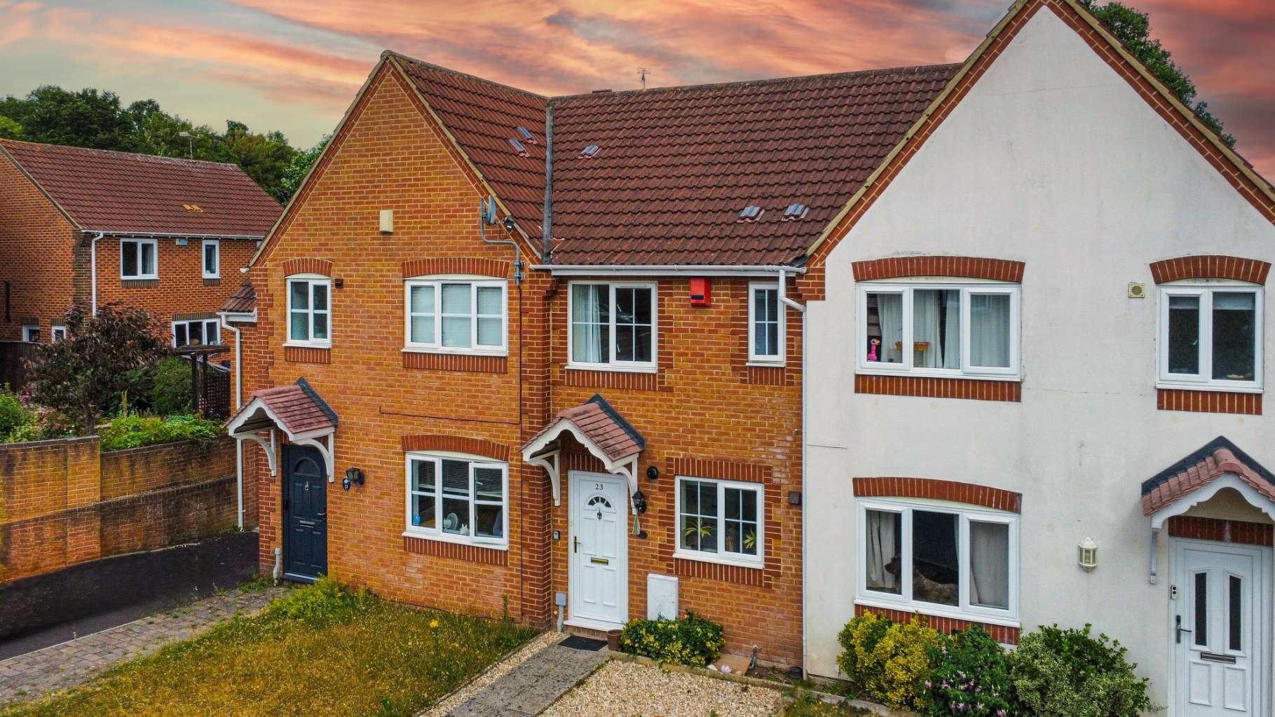 2 bedroom House (unspecified) Let