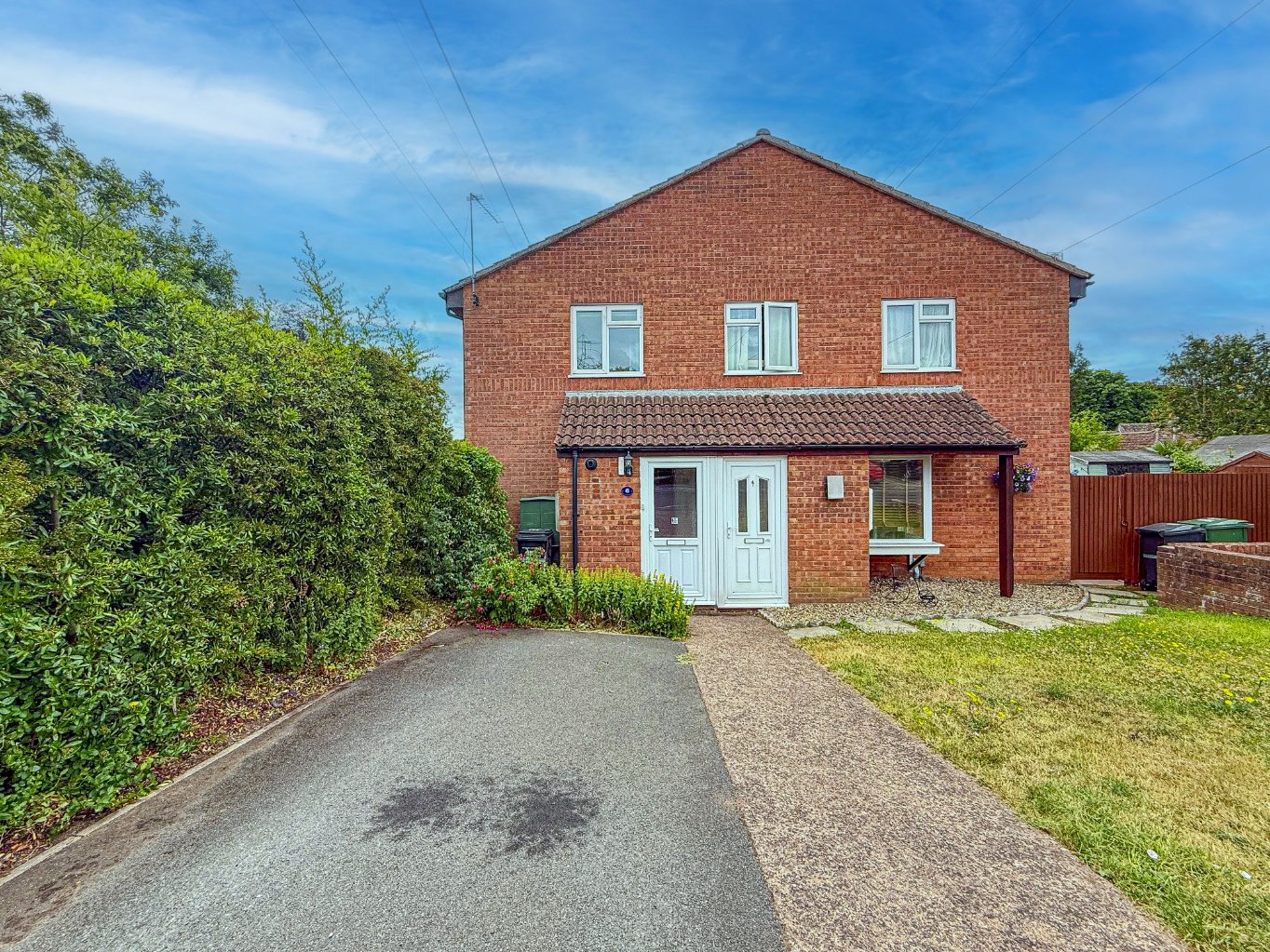 1 bedroom House (unspecified) Let