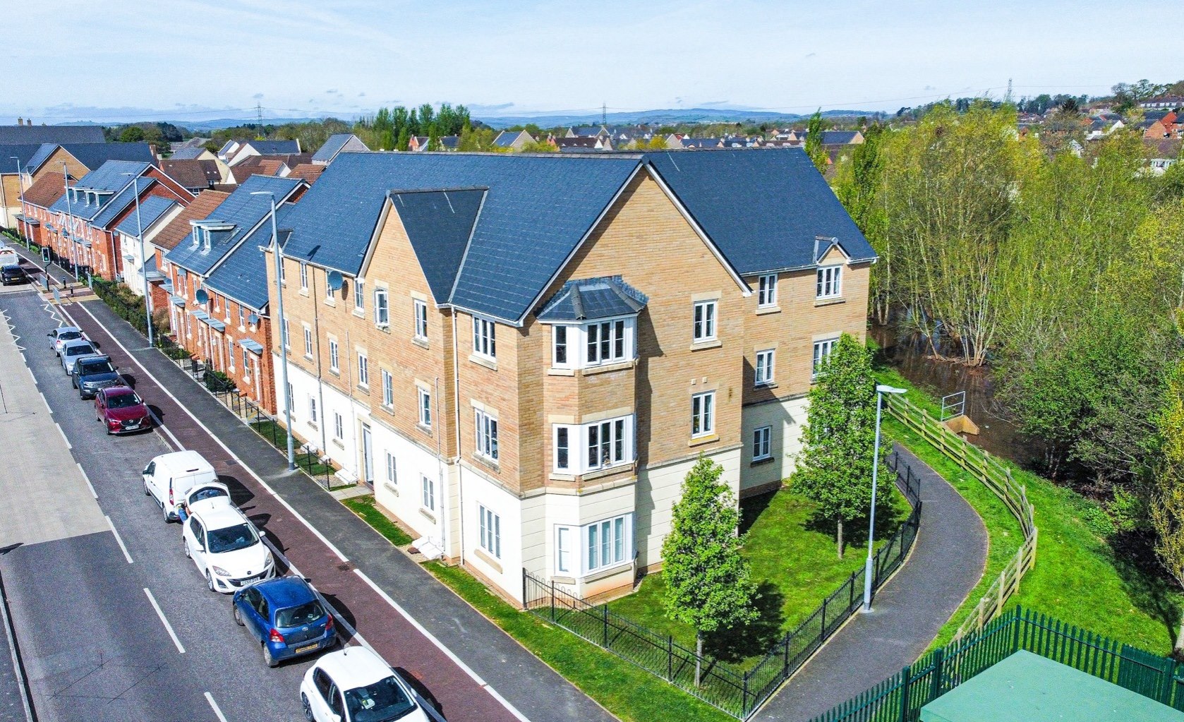 2 bedroom Apartment Let