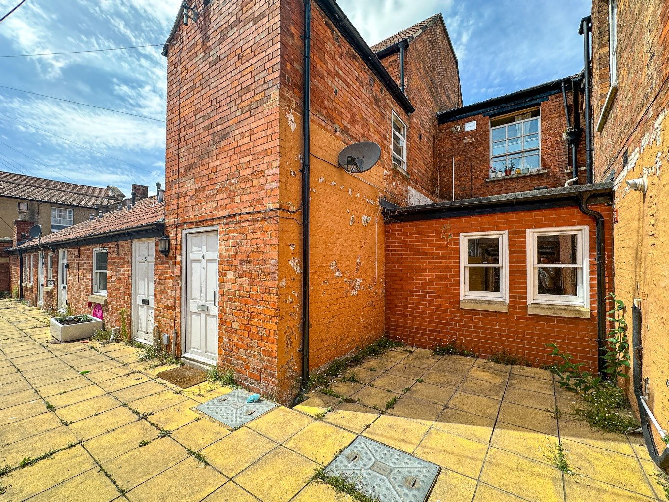 1 bedroom Apartment Let