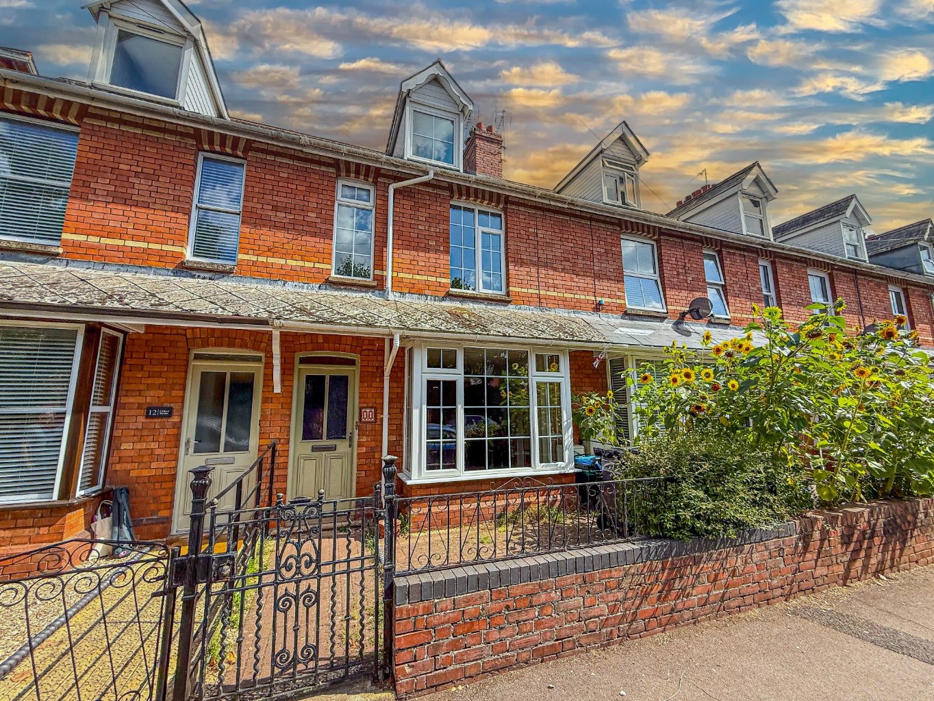4 bedroom Terraced House Let