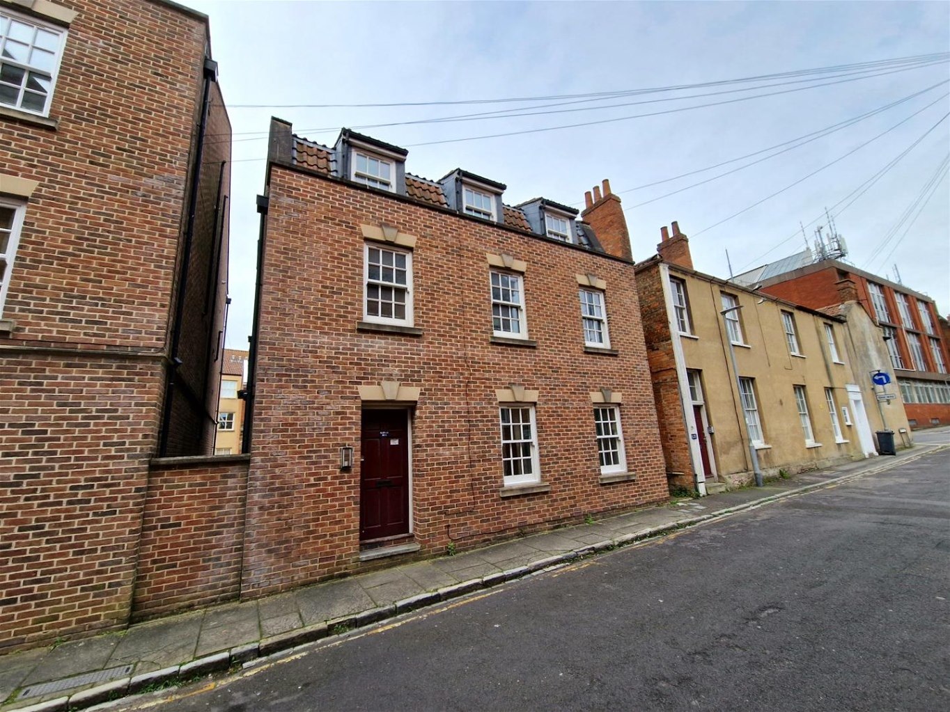 2 bedroom Apartment Let