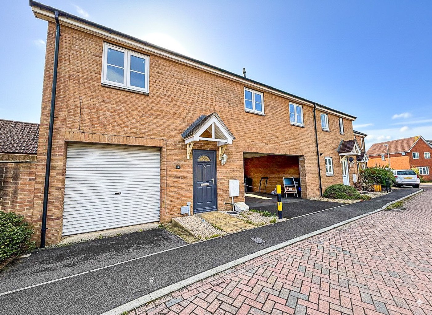 2 bedroom House (unspecified) For Sale